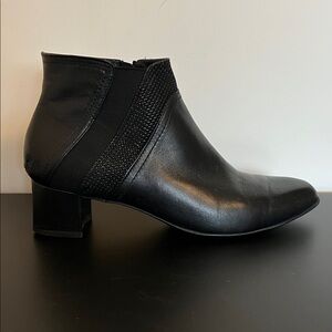 BeautiFeel Black Leather Zip-Up & Elastic Pointed Ankle Boots, Size 39